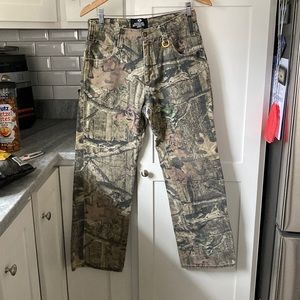 Men’s camouflage jeans